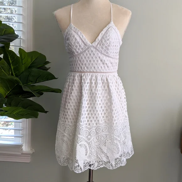 vintage inspired women's dresses Unique Vintage 1920s Black & Cream Wilshire Flapper Day Dress XS/0-2